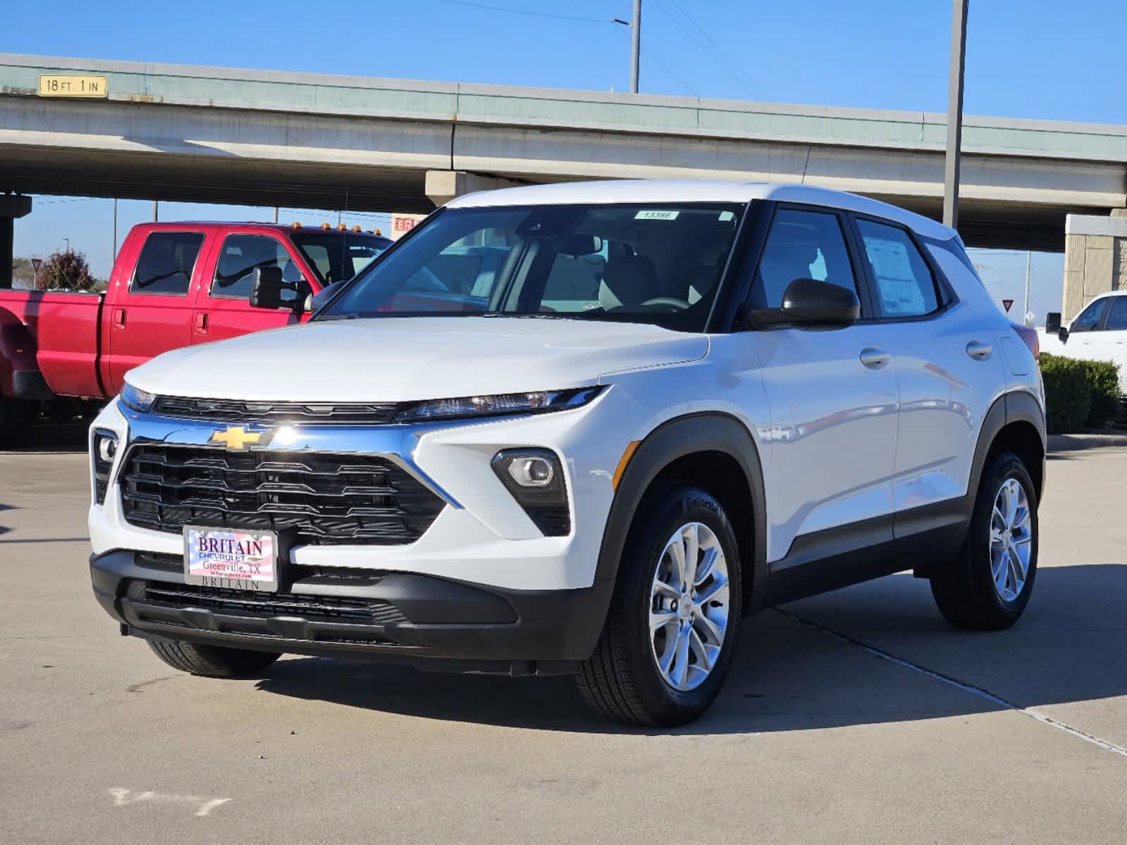 2025 Chevrolet TrailBlazer LS 2