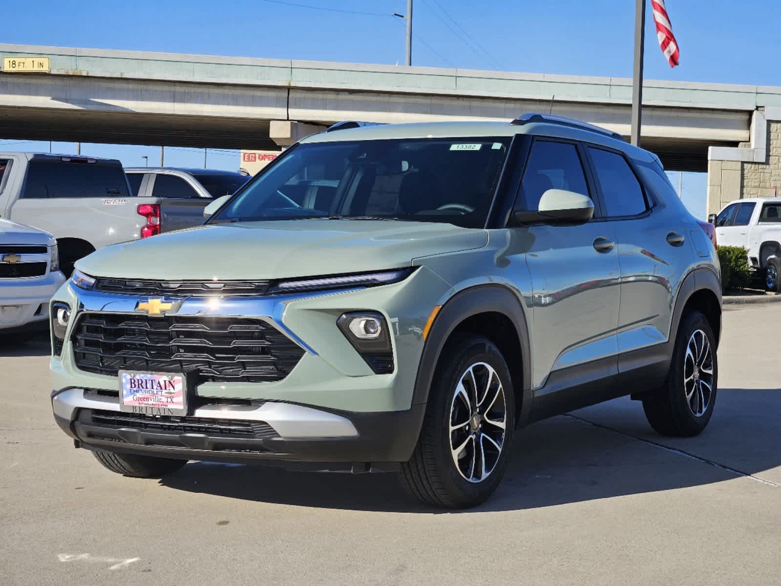 2025 Chevrolet TrailBlazer LT 2