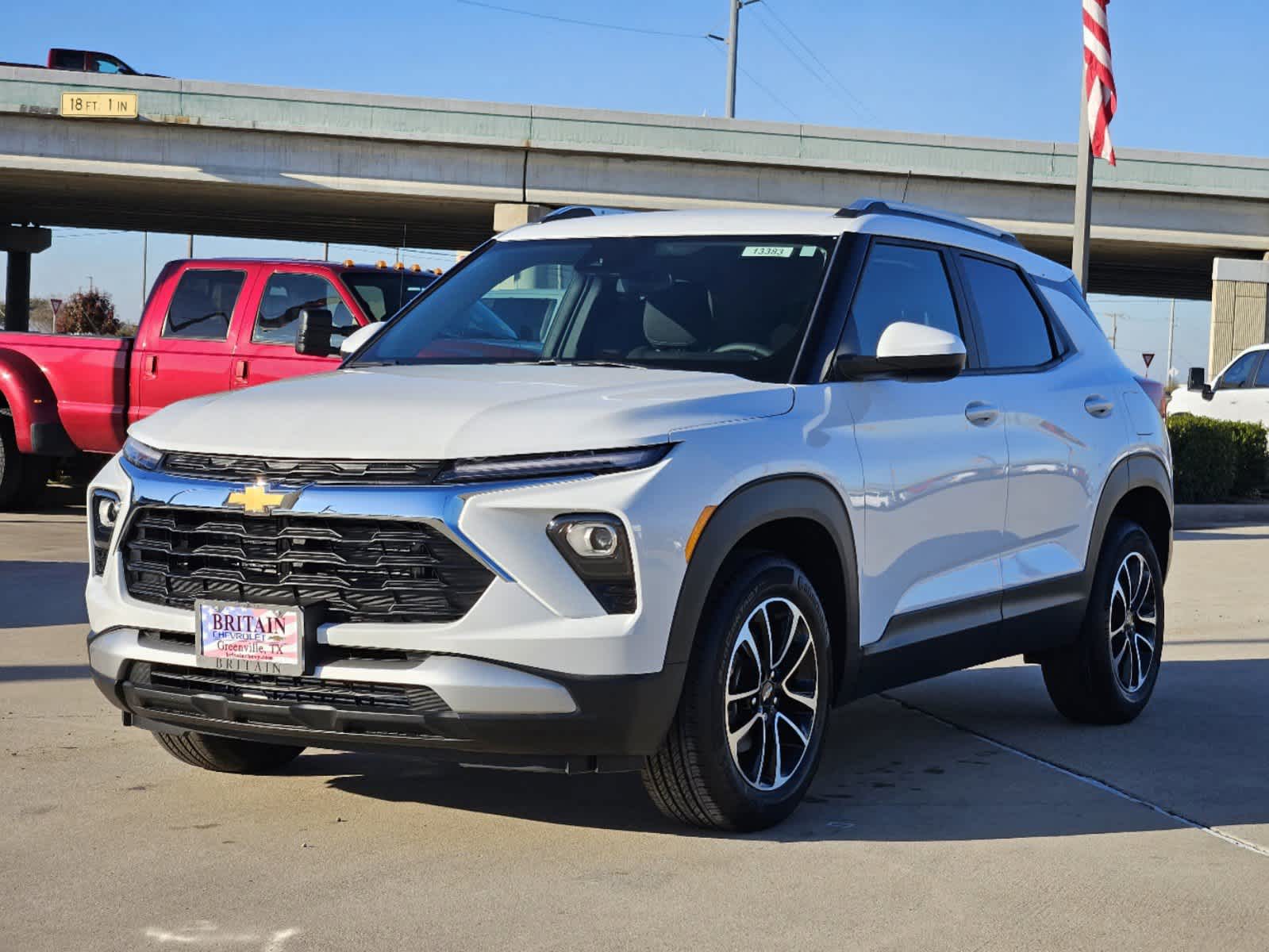 2025 Chevrolet TrailBlazer LT 2