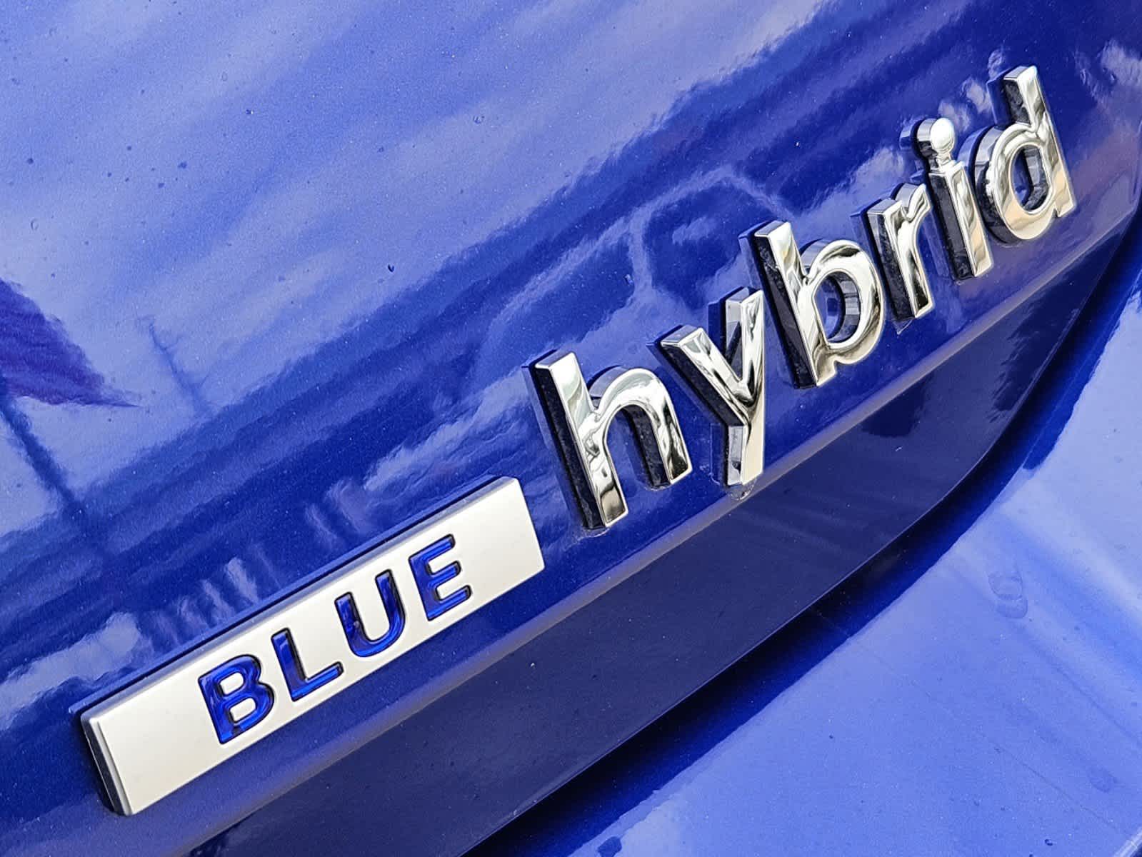2023 Hyundai Elantra Hybrid Blue 10