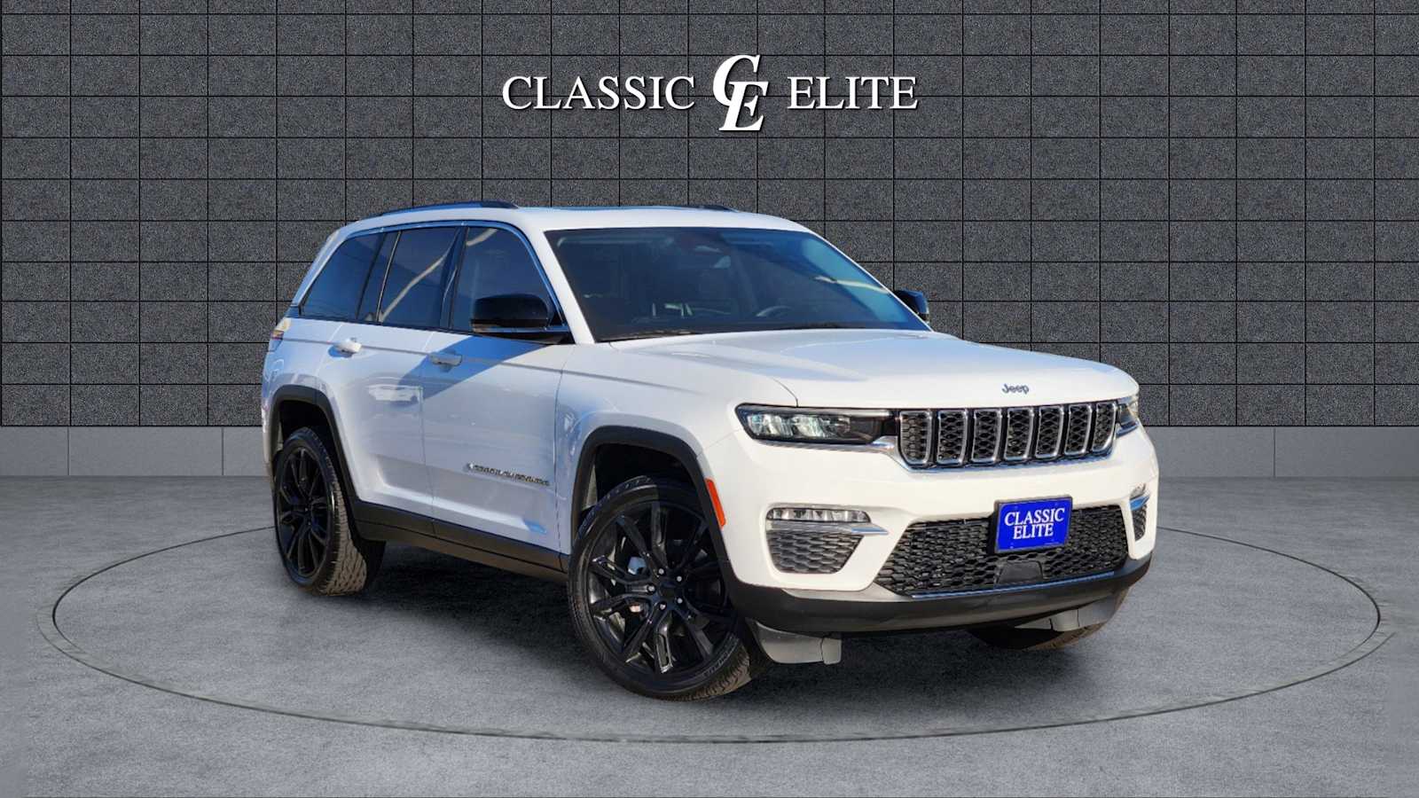 2022 Jeep Grand Cherokee Limited 1