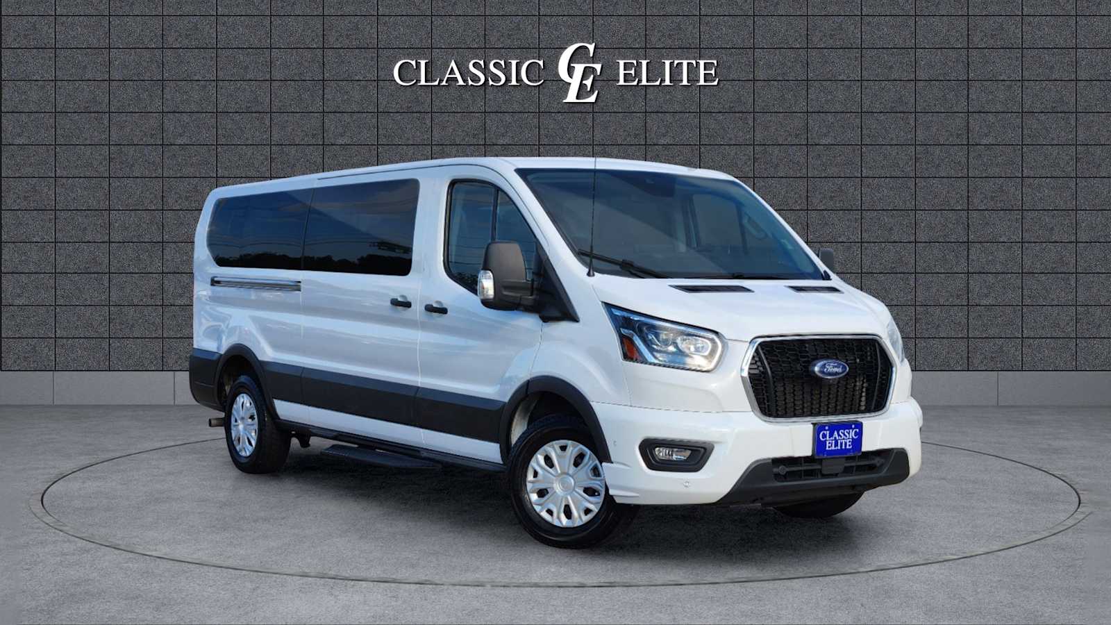 2023 Ford Transit Passenger XLT 1