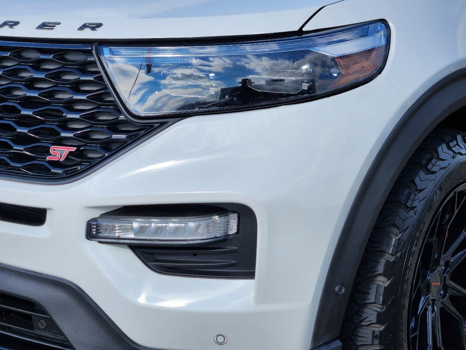 2021 Ford Explorer ST 33