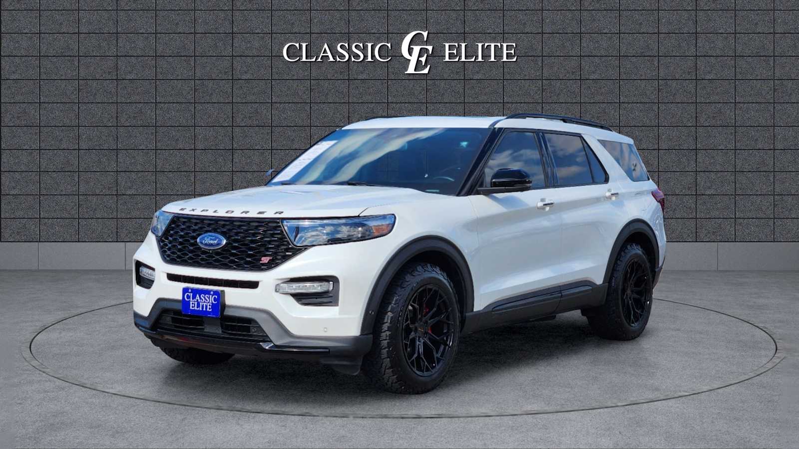 2021 Ford Explorer ST 3