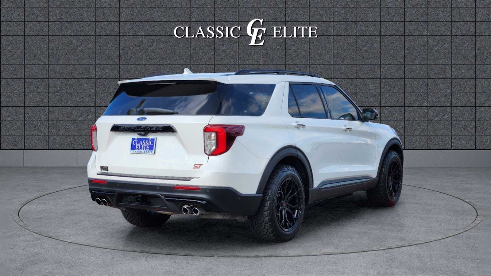 2021 Ford Explorer ST 6