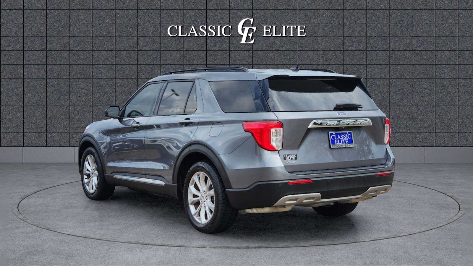 2021 Ford Explorer XLT 4