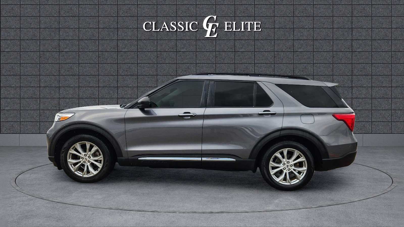 2021 Ford Explorer XLT 7