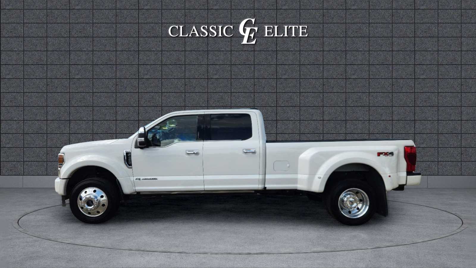 2022 Ford Super Duty F-450 DRW Platinum 4WD Crew Cab 8 Box 7