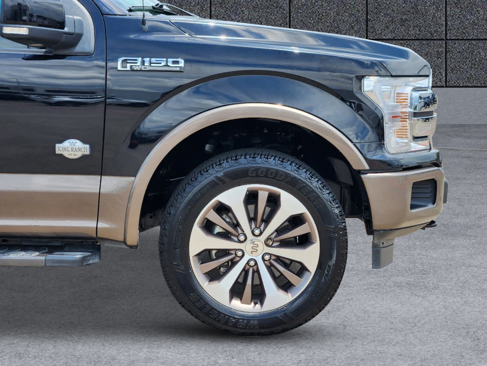 2020 Ford F-150 King Ranch 4WD SuperCrew 5.5 Box 8