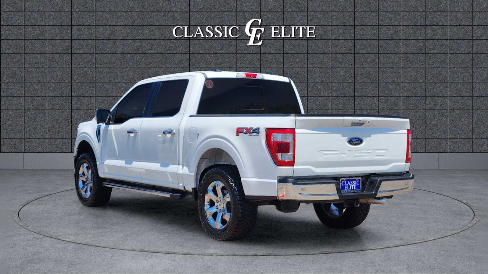 2021 Ford F-150 LARIAT 4WD SuperCrew 5.5 Box 4