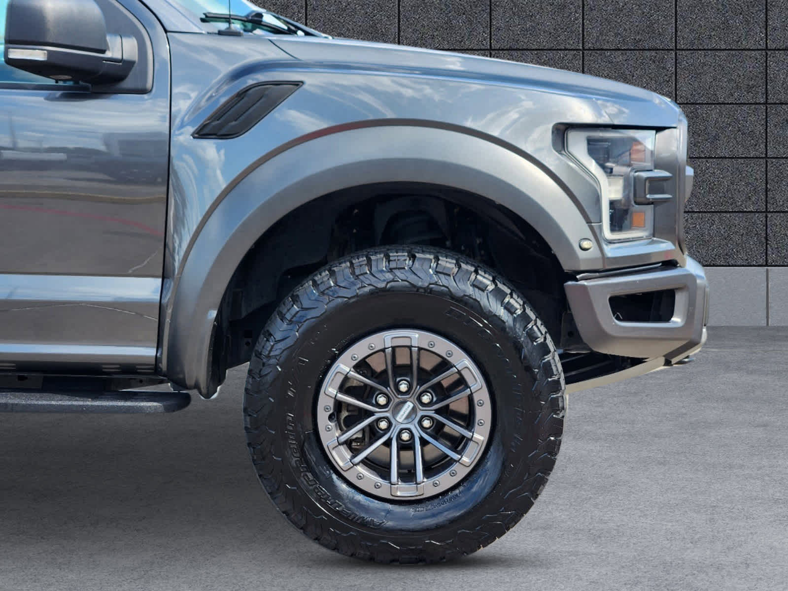 2020 Ford F-150 Raptor 4WD SuperCrew 5.5 Box 31