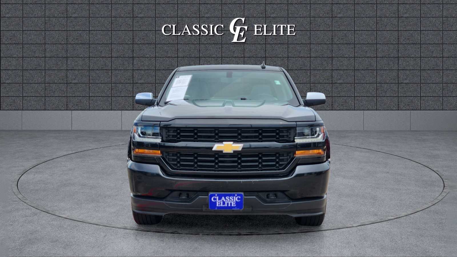 2017 Chevrolet Silverado 1500 Custom 2WD Double Cab 143.5 2