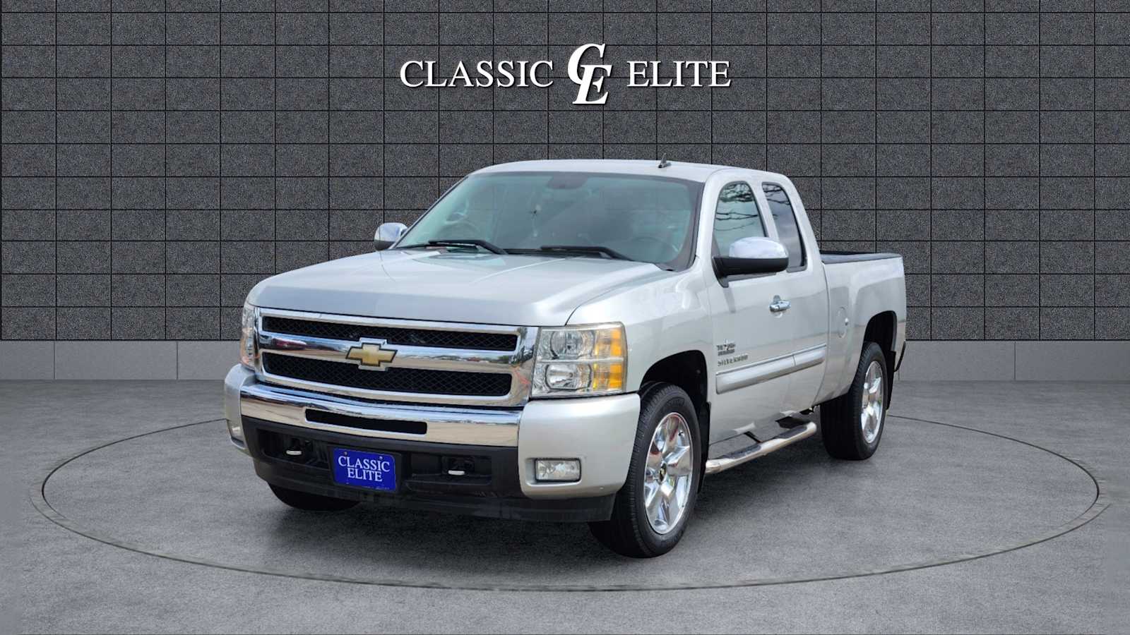 2011 Chevrolet Silverado 1500 LT 2WD Ext Cab 143.5 3