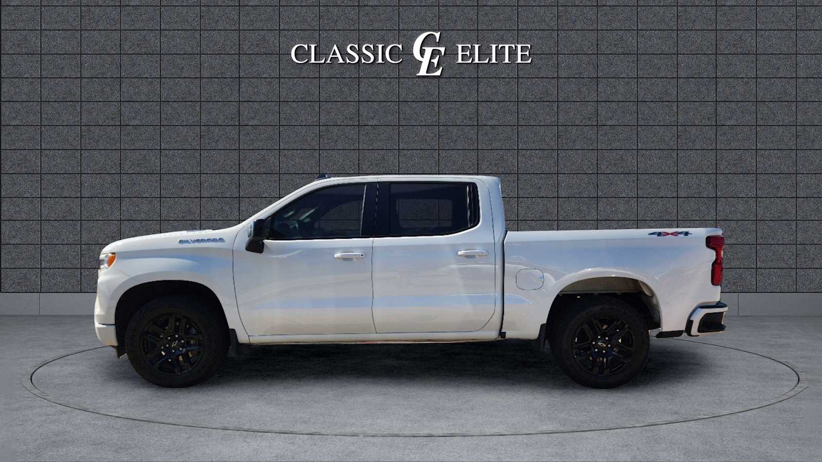 2023 Chevrolet Silverado 1500 RST 4WD Crew Cab 147 7