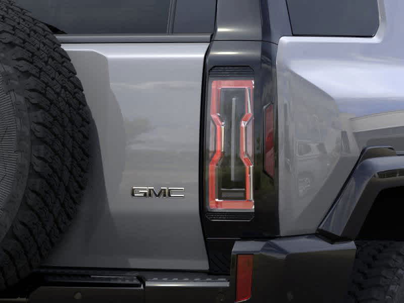 2025 GMC HUMMER EV 2X 11