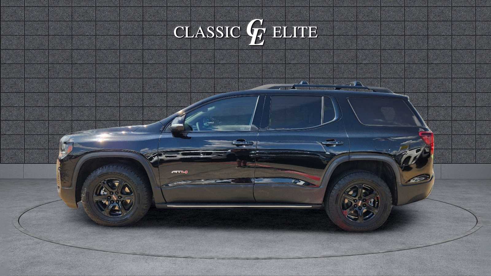 2022 GMC Acadia AT4 7