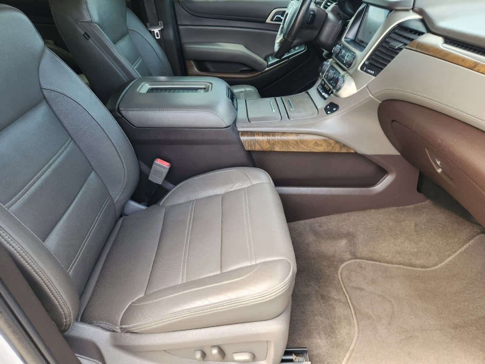 2019 GMC Yukon Denali 9