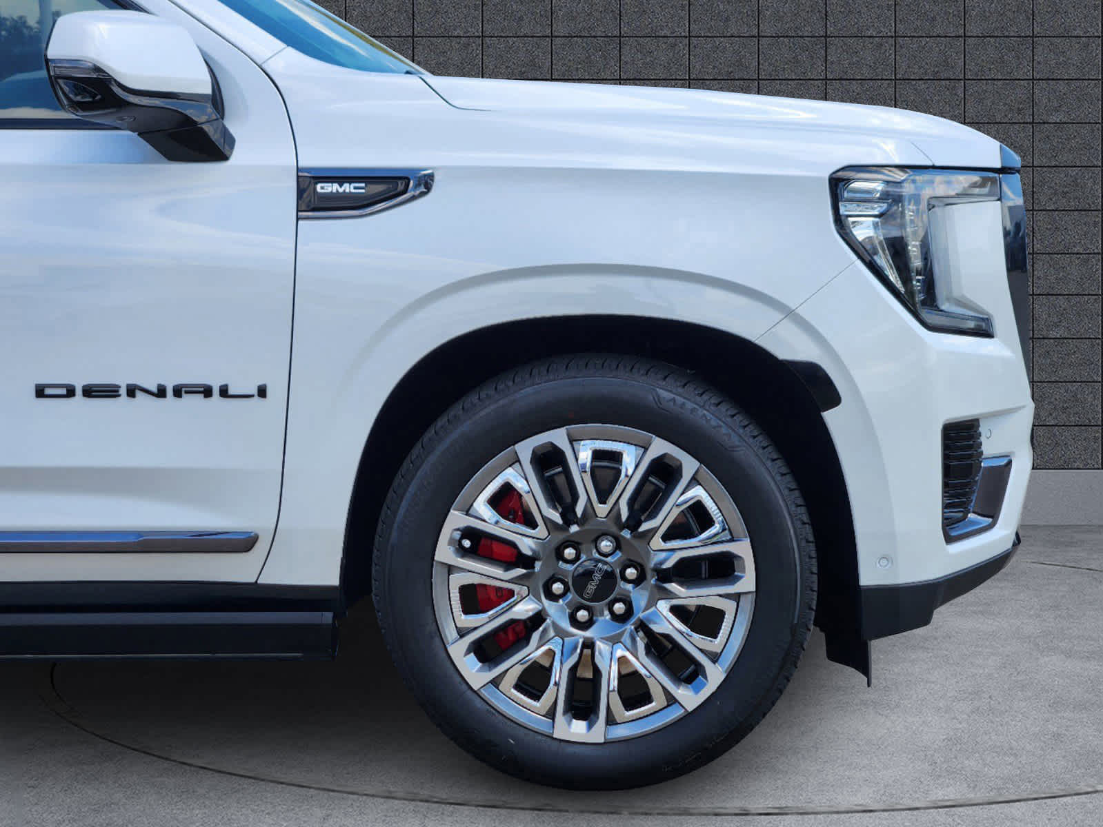 2023 GMC Yukon XL Denali Ultimate 31