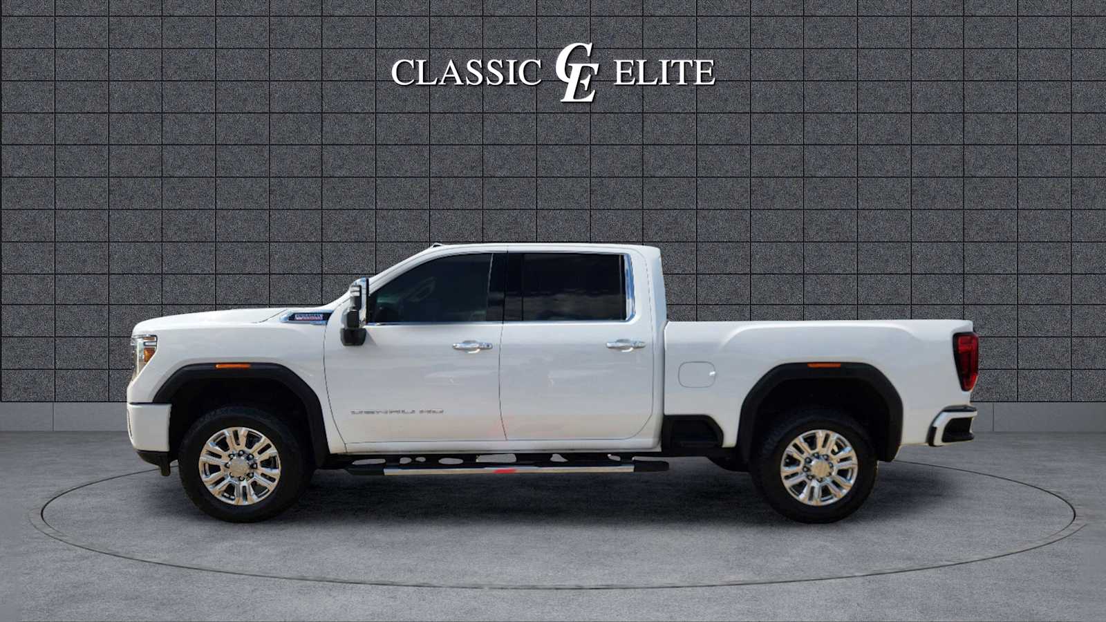 2022 GMC Sierra 2500HD Denali 4WD Crew Cab 159 7