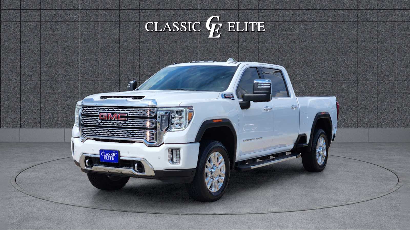 2022 GMC Sierra 2500HD Denali 4WD Crew Cab 159 3