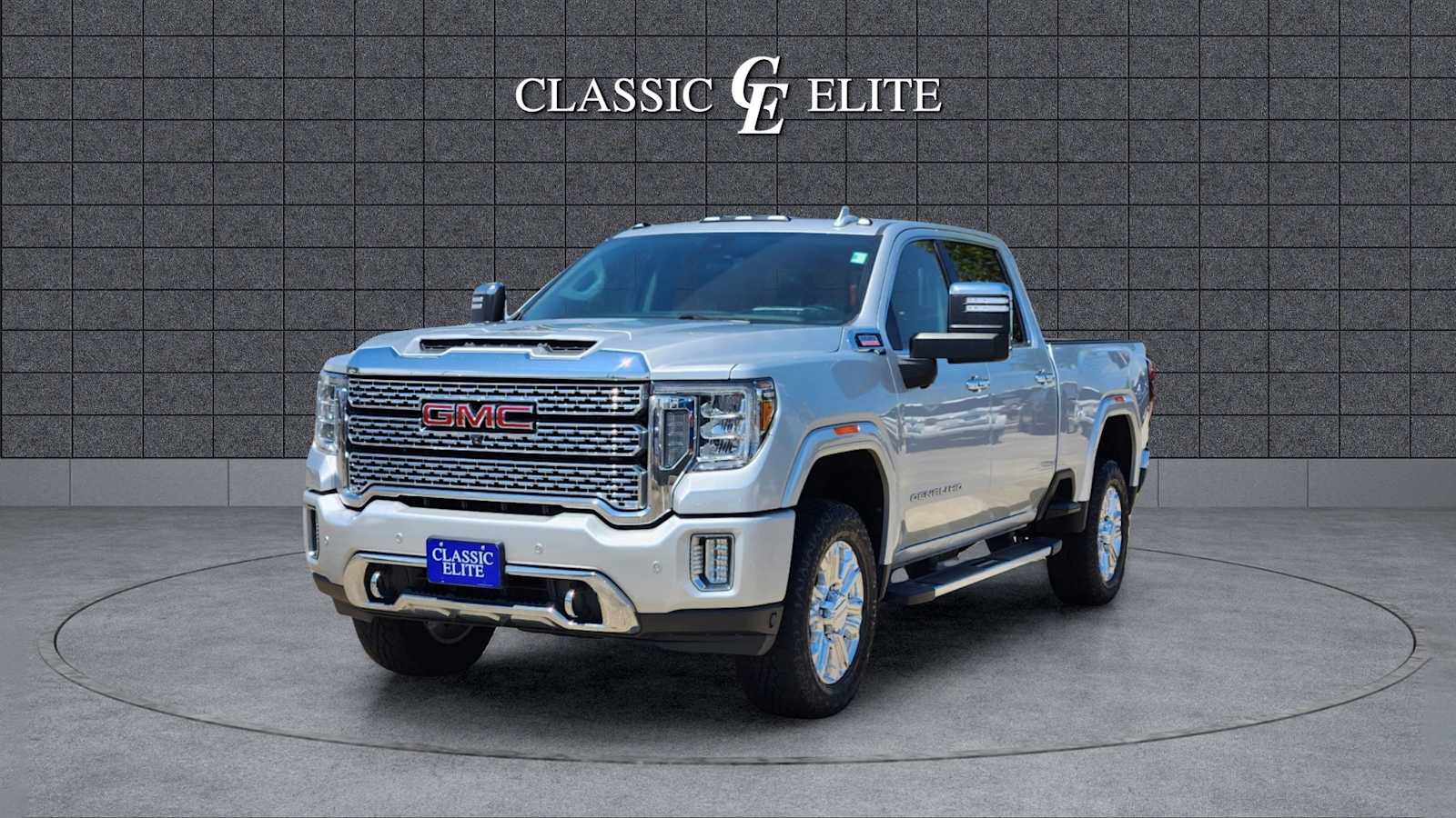 2020 GMC Sierra 2500HD Denali 4WD Crew Cab 159 3