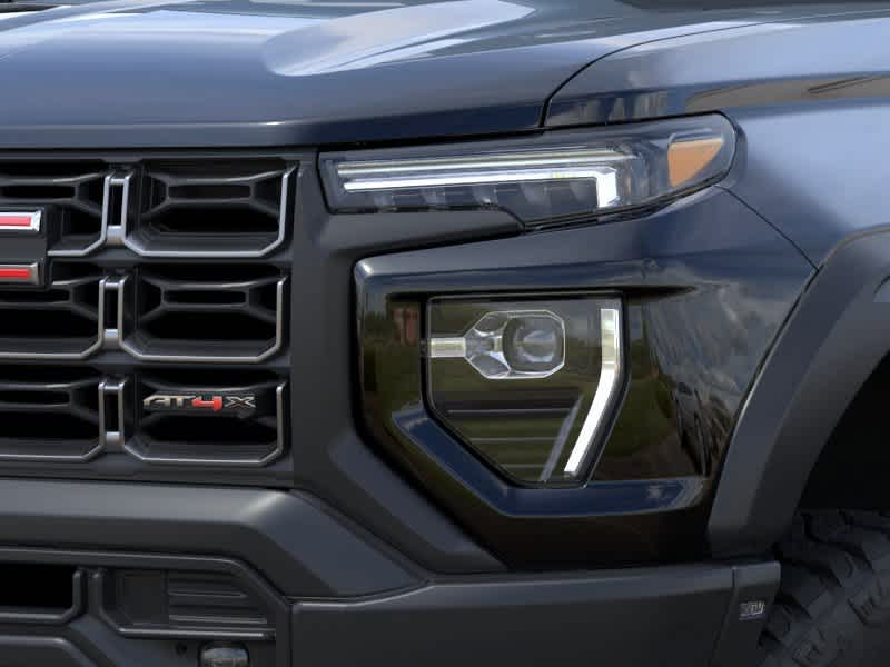 2024 GMC Canyon 4WD AT4X Crew Cab 10