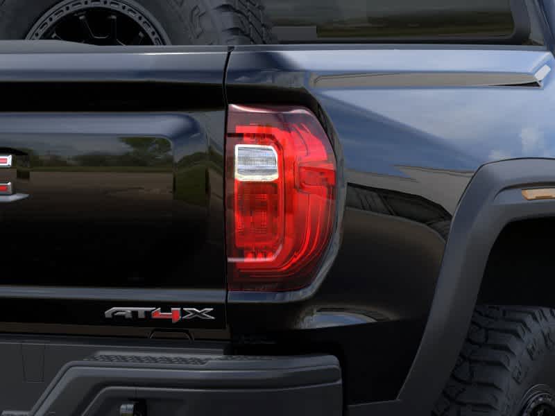 2024 GMC Canyon 4WD AT4X Crew Cab 11