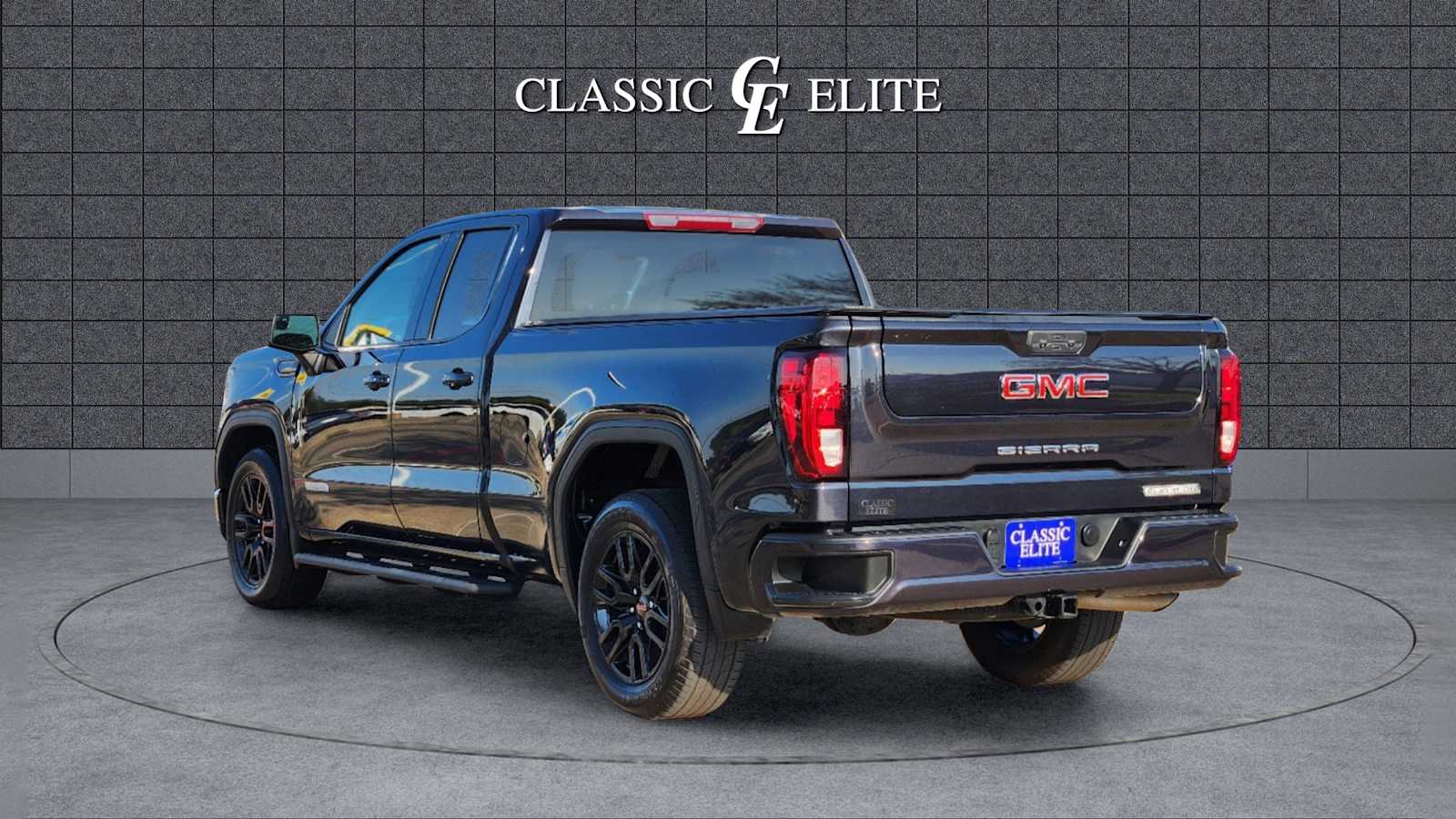 2023 GMC Sierra 1500 Elevation 2WD Double Cab 147 4