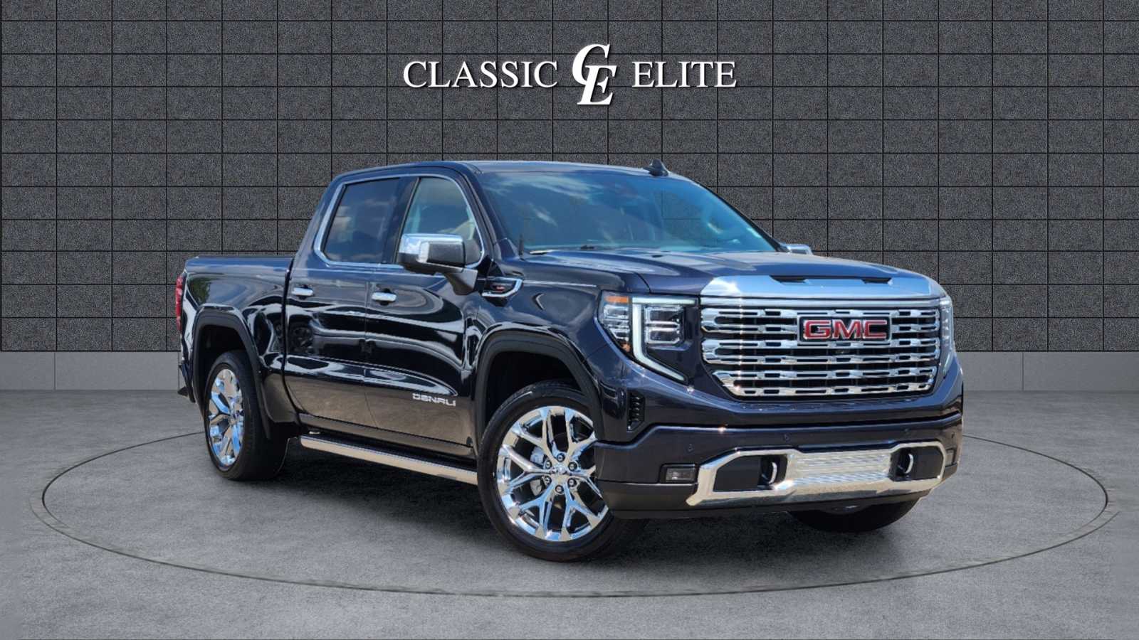 2022 GMC Sierra 1500 Denali 4WD Crew Cab 147 1