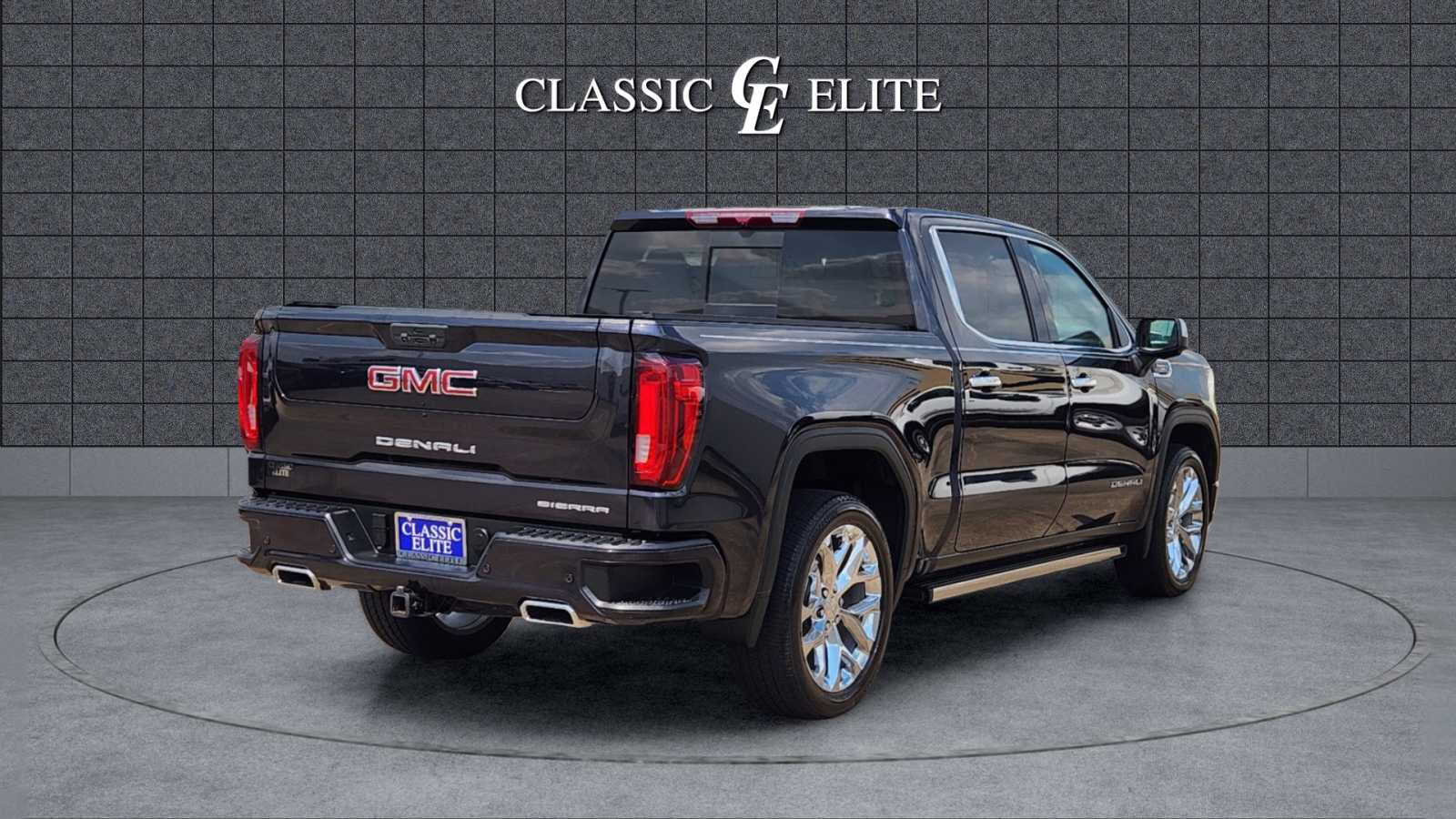 2022 GMC Sierra 1500 Denali 4WD Crew Cab 147 6