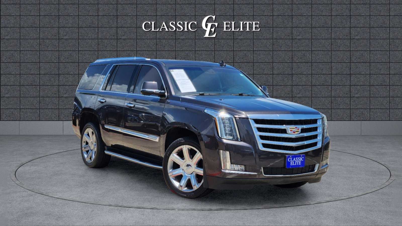 2018 Cadillac Escalade Luxury 1