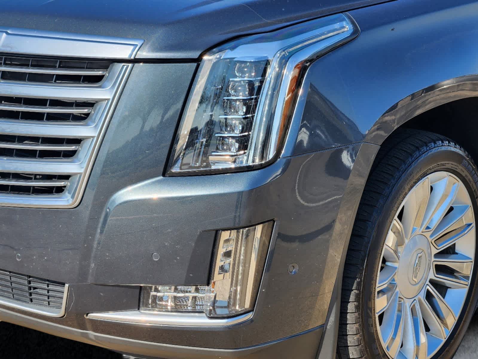 2020 Cadillac Escalade Platinum 33