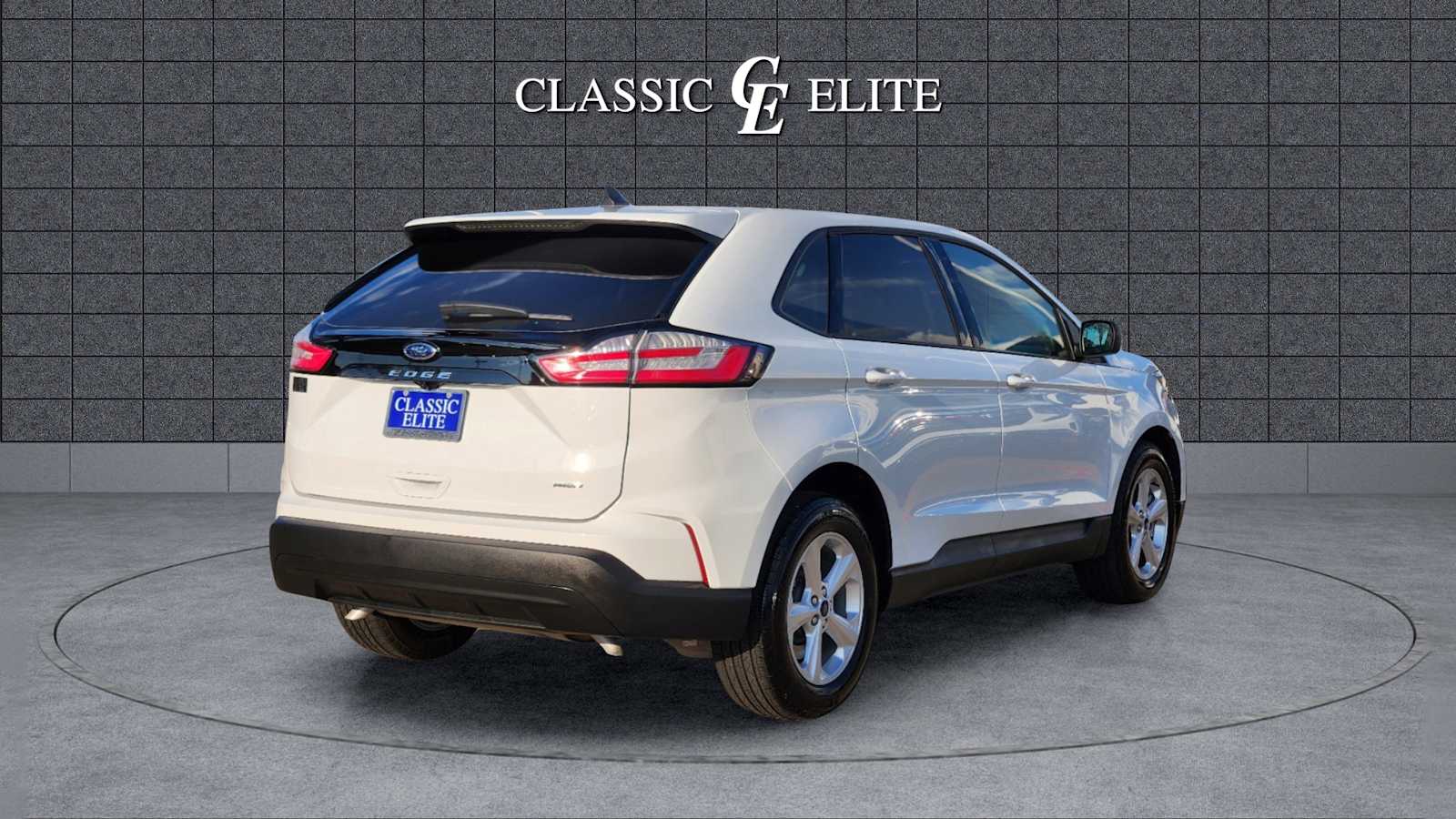 2022 Ford Edge SE 6