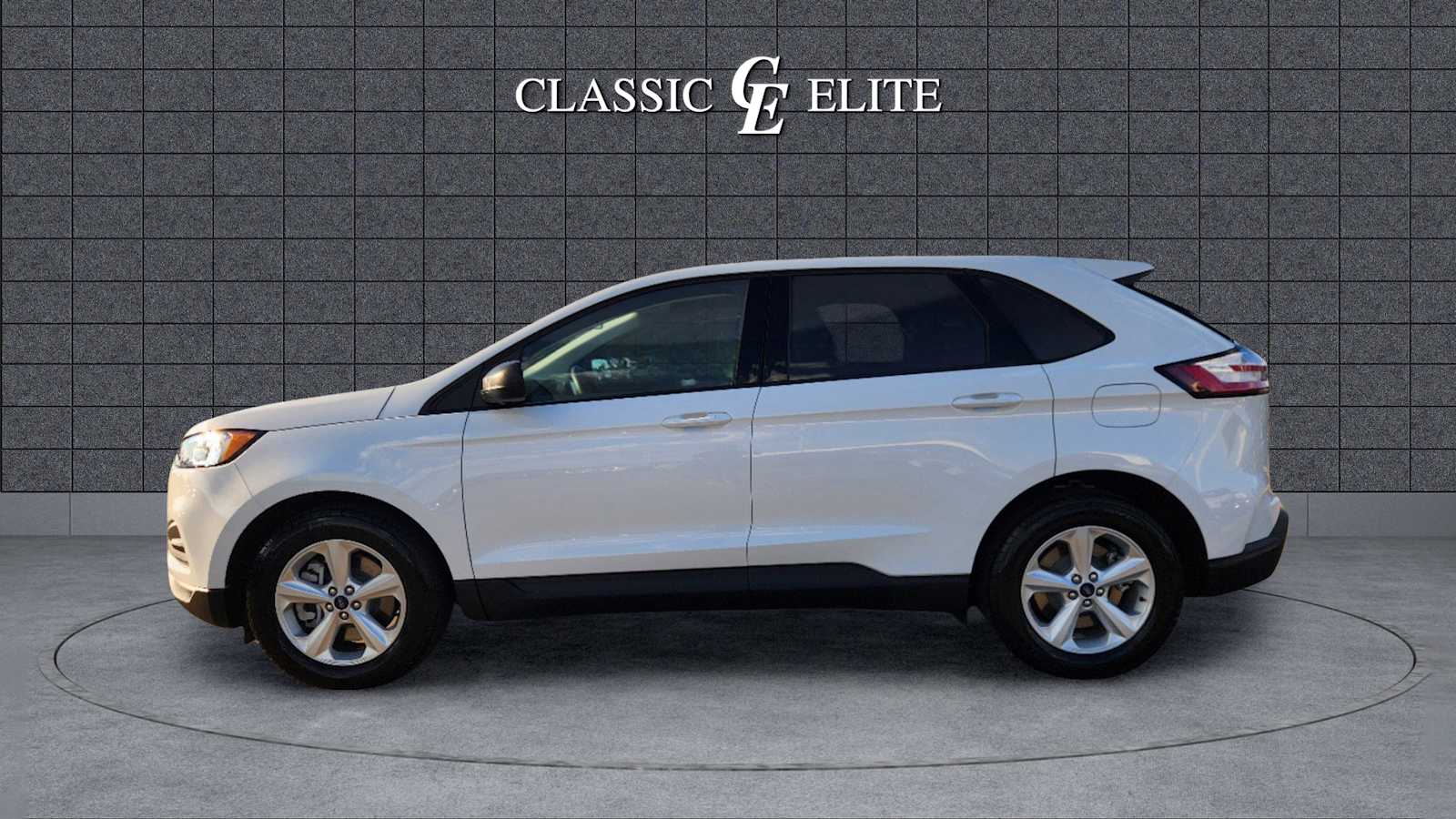 2022 Ford Edge SE 7