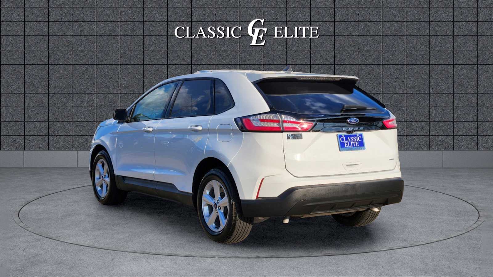 2022 Ford Edge SE 4