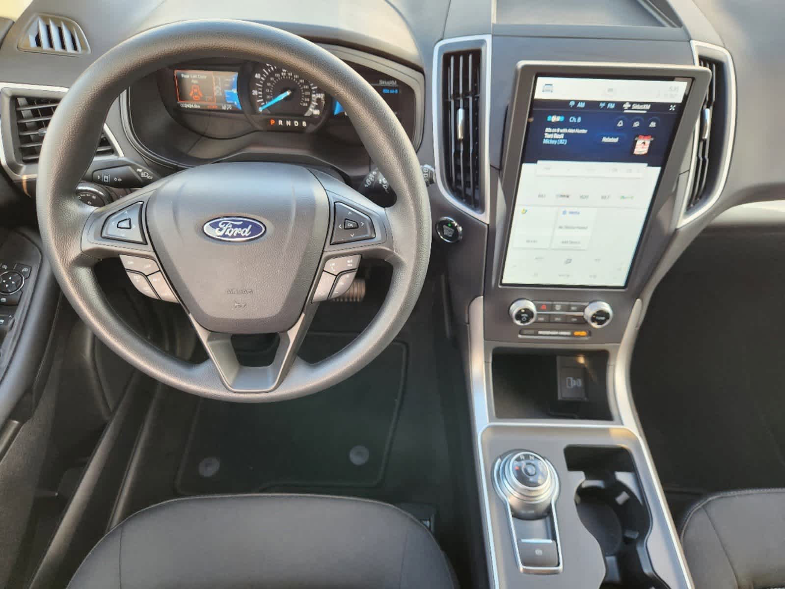 2022 Ford Edge SE 16