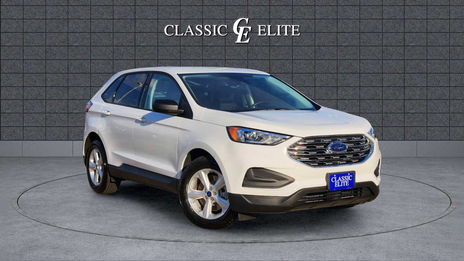 2022 Ford Edge SE 1