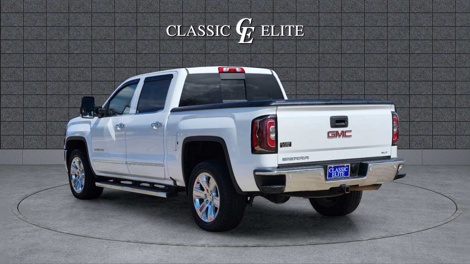 2018 GMC Sierra 1500 SLT 2WD Crew Cab 143.5 4