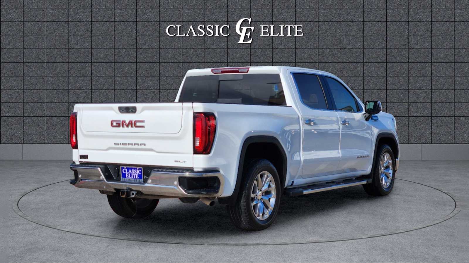 2022 GMC Sierra 1500 Limited SLT 2WD Crew Cab 147 6