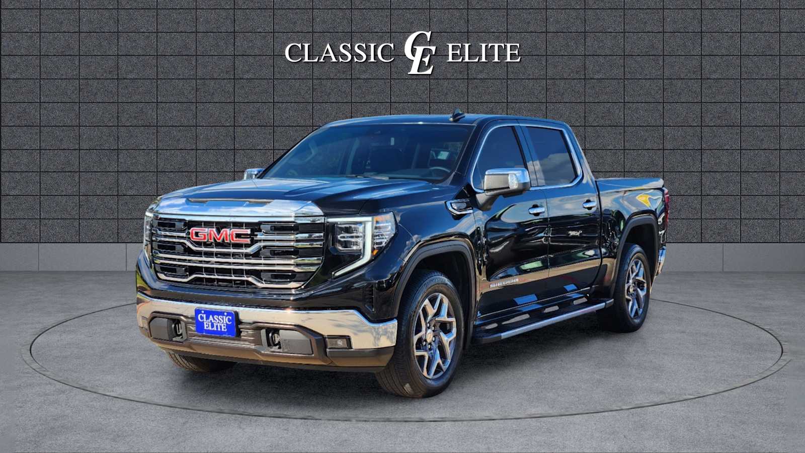 2023 GMC Sierra 1500 SLT 2WD Crew Cab 147 3