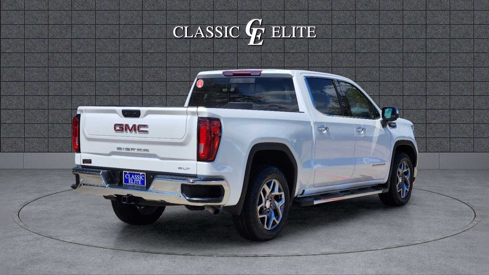 2022 GMC Sierra 1500 SLT 2WD Crew Cab 147 6