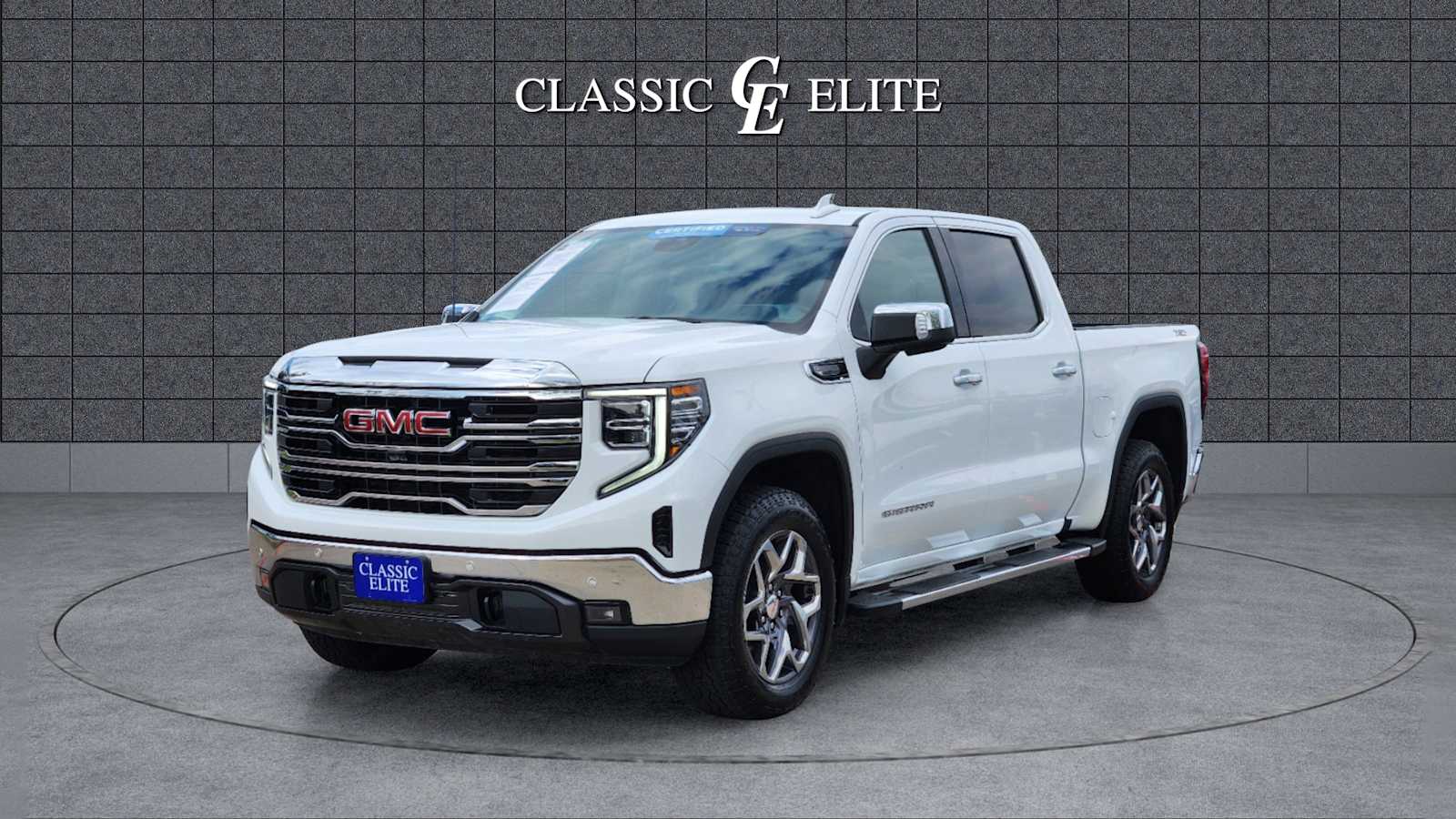 2022 GMC Sierra 1500 SLT 4WD Crew Cab 147 3