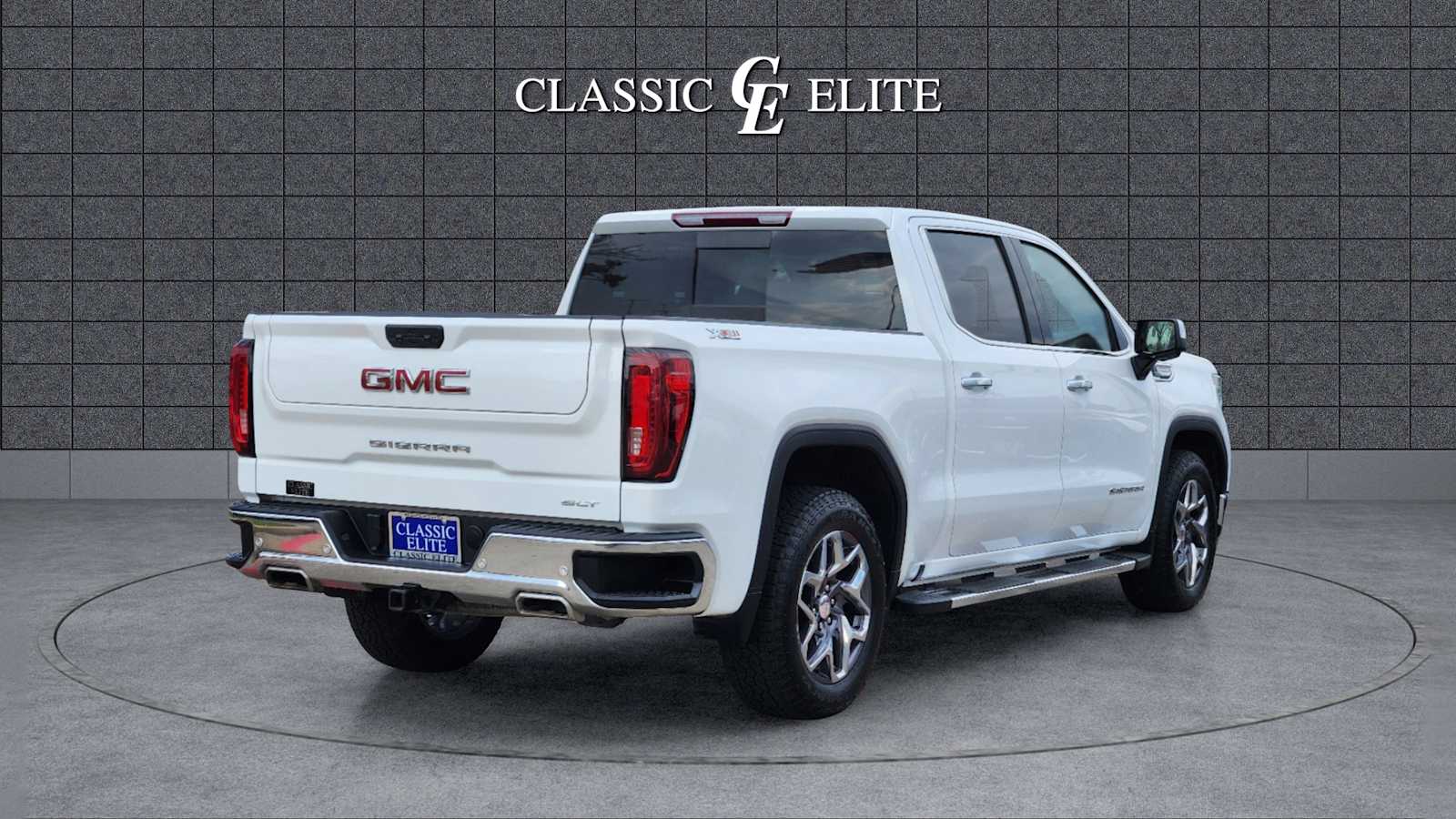 2022 GMC Sierra 1500 SLT 4WD Crew Cab 147 6