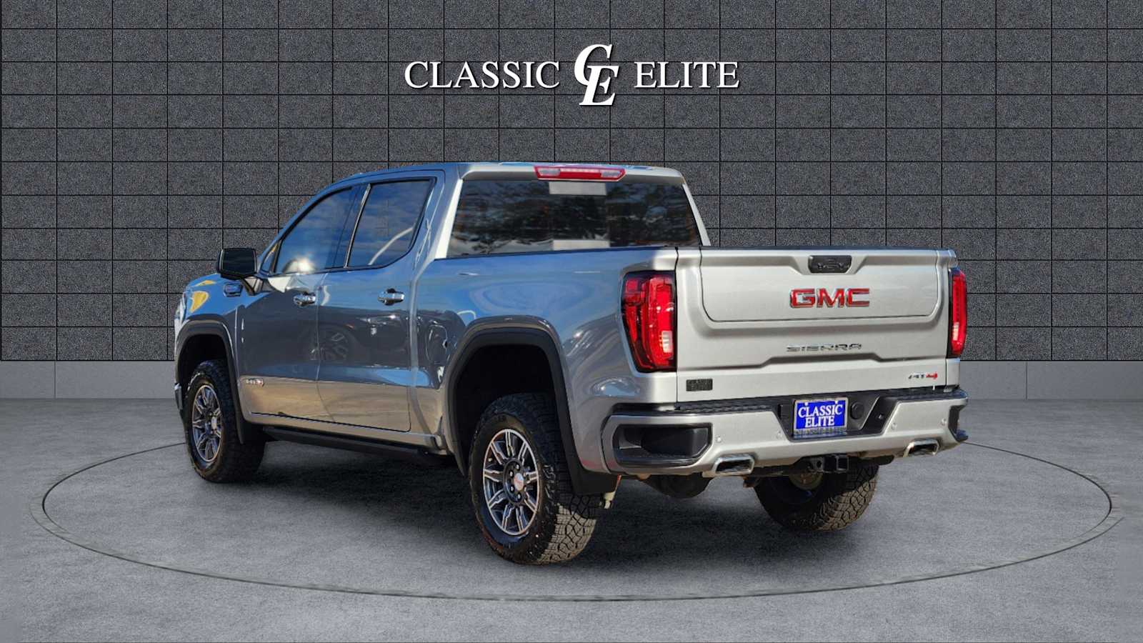 2024 GMC Sierra 1500 AT4 4WD Crew Cab 147 4