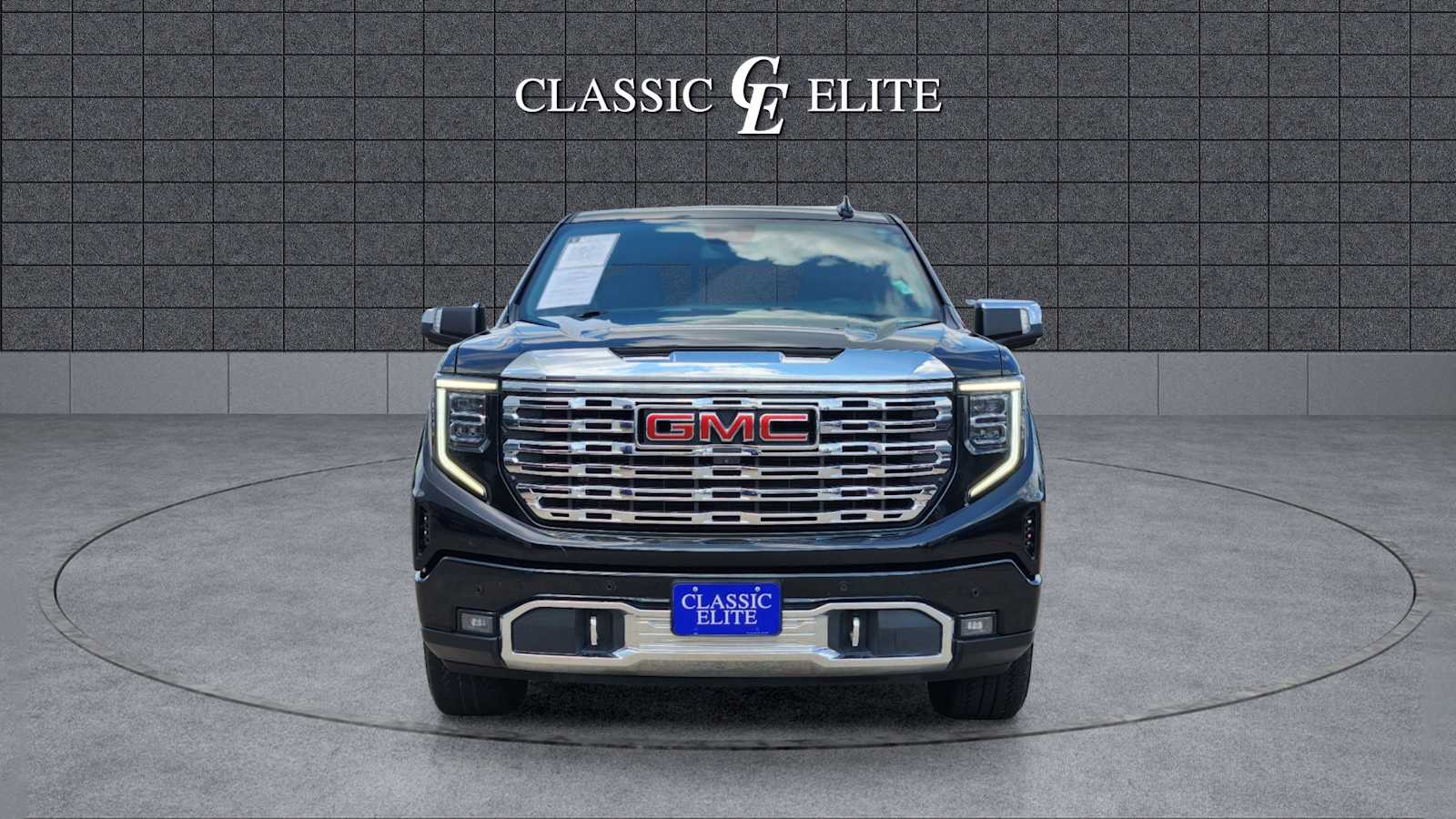 2022 GMC Sierra 1500 Denali 4WD Crew Cab 147 2