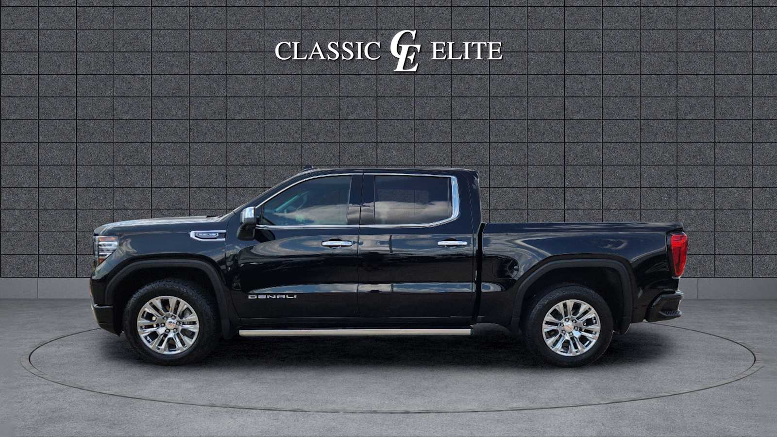 2022 GMC Sierra 1500 Denali 4WD Crew Cab 147 7