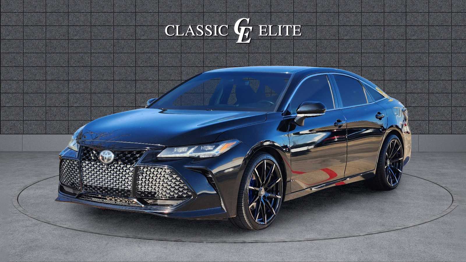 2019 Toyota Avalon Touring 3