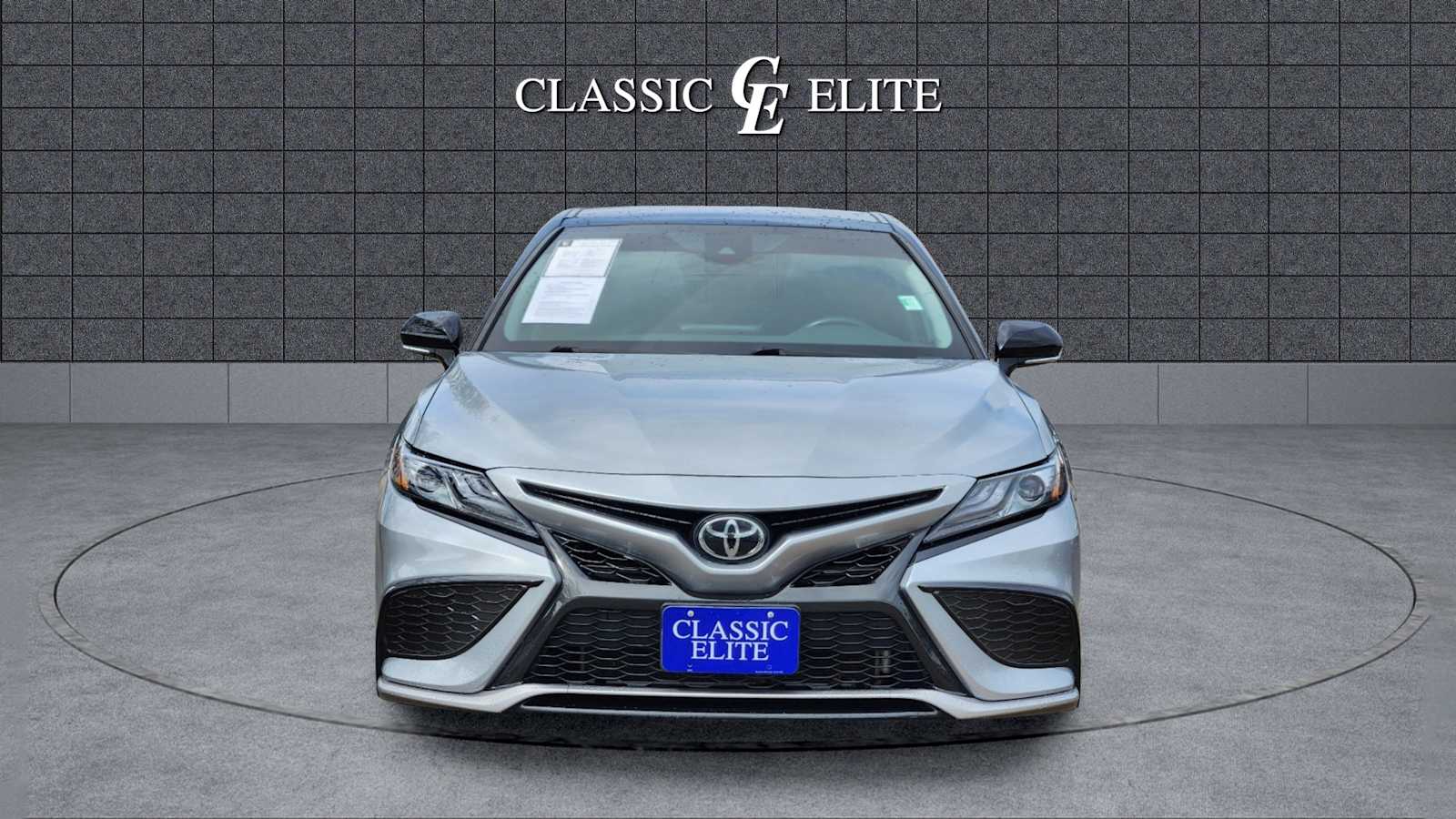 2022 Toyota Camry XSE 2