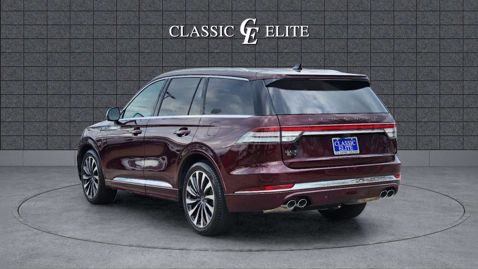 2022 Lincoln Aviator Black Label Grand Touring 4