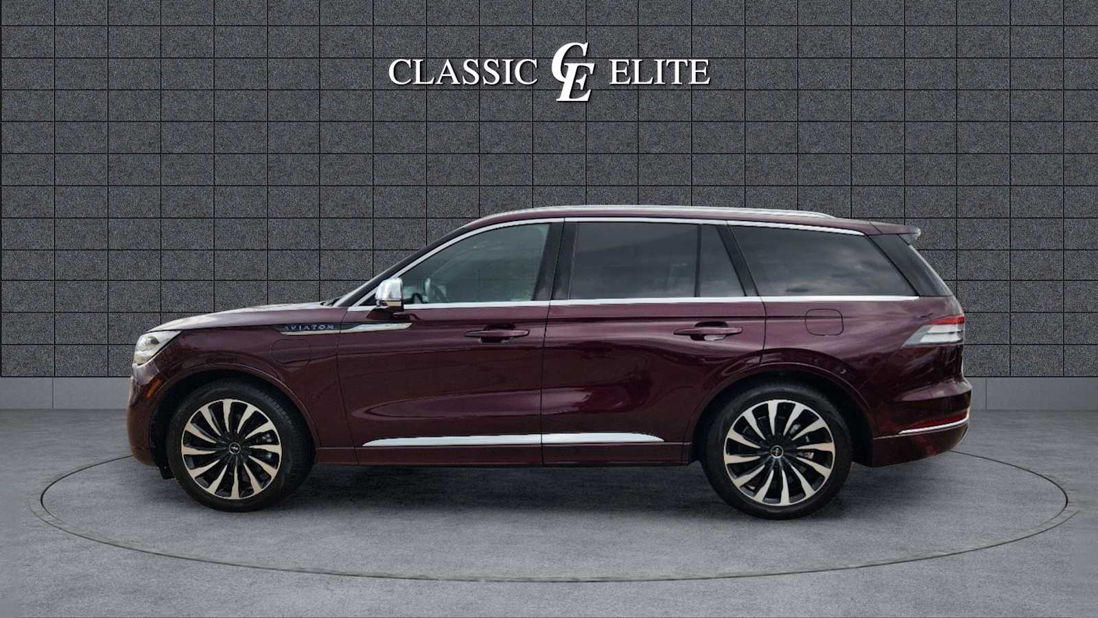 2022 Lincoln Aviator Black Label Grand Touring 7